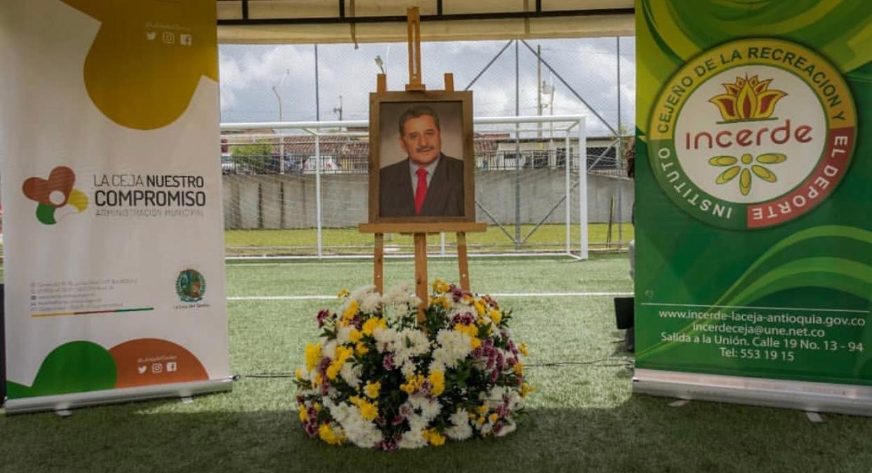 Escenario deportivo en La Ceja recibió el nombre de un reconocido líder comunal como homenaje póstumo 