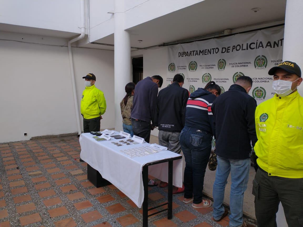 En tres allanamientos, cinco presuntos integrantes de «Los Pamplona» fueron capturados en Marinilla