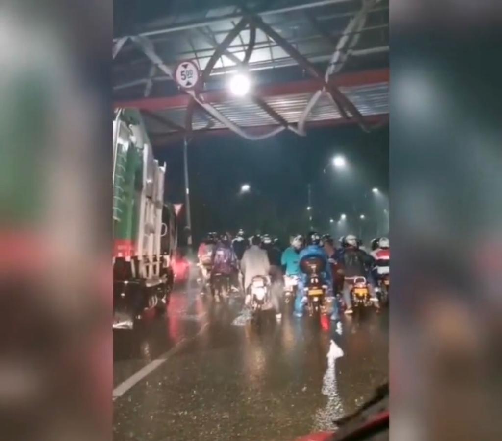 Caravana de motociclistas causó caos en la movilidad y polémica en Rionegro