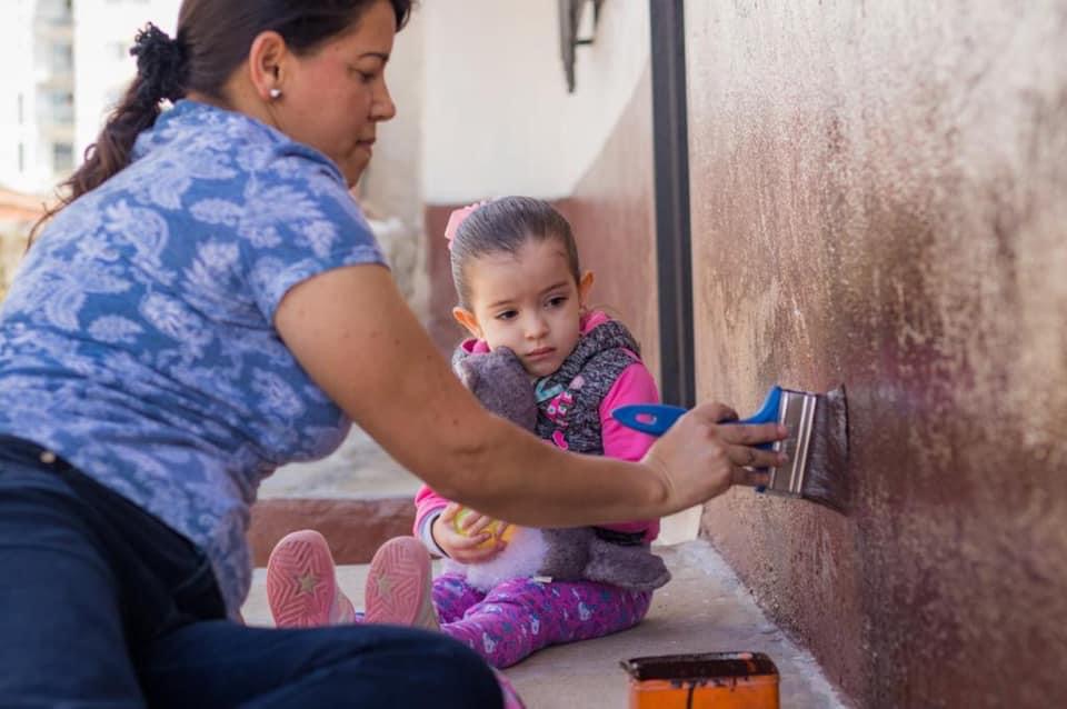 150 viviendas de La Ceja recibieron pintura en sus fachadas
