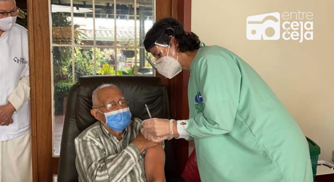 Adultos mayores entre los 75 y 79 años, podrán vacunarse en Rionegro.