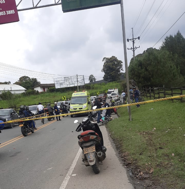 Ciclista habría fallecido en grave accidente de tránsito en la vía La Ceja- Rionegro