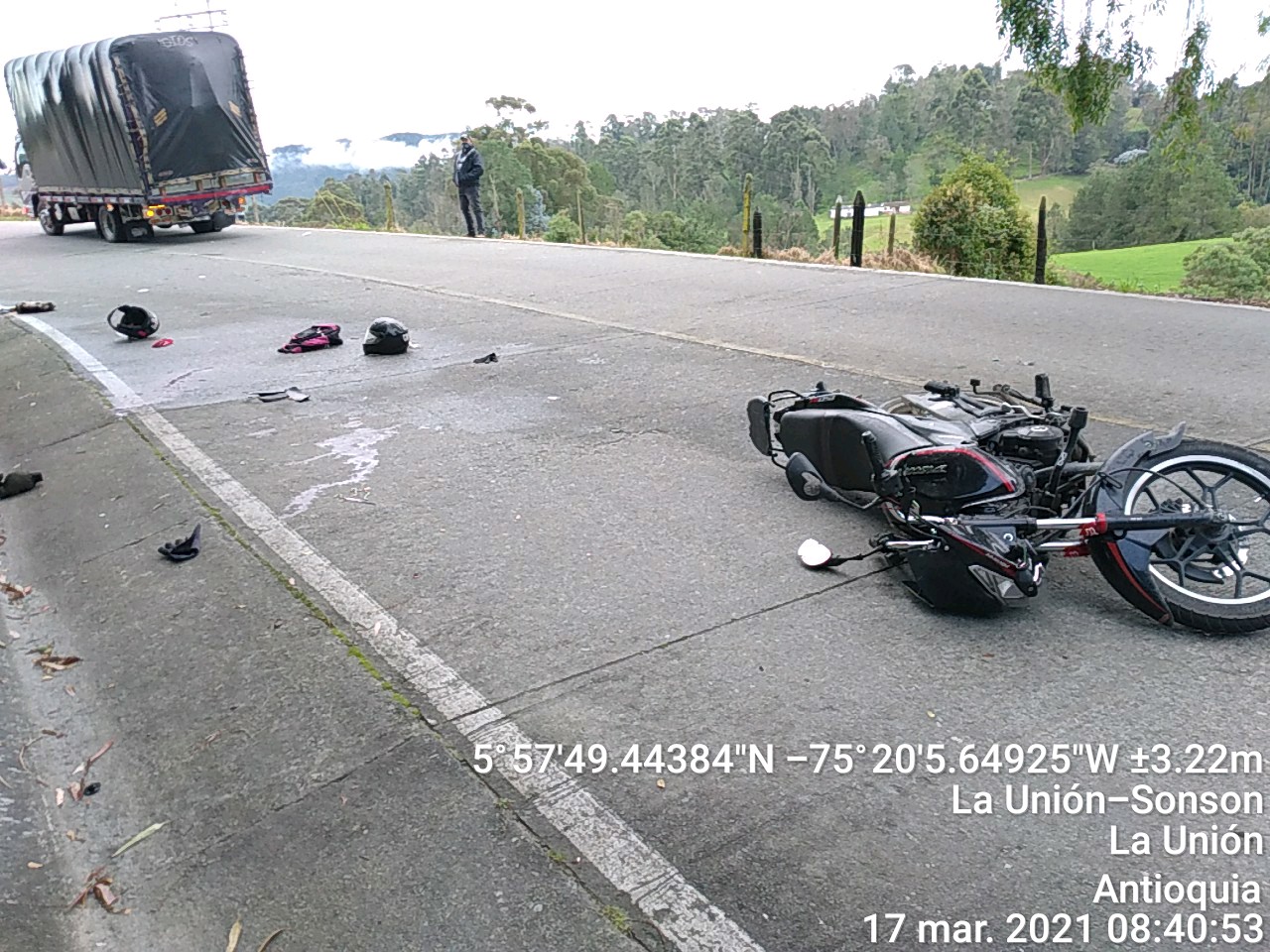 Dos heridos deja accidente en la vía La Unión – Sonsón.