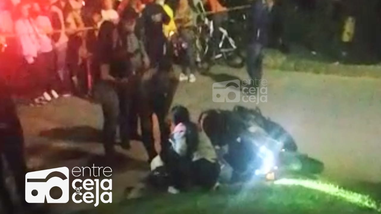 La Ceja: En el barrio Tahamí sicarios asesinaron a un motociclista.