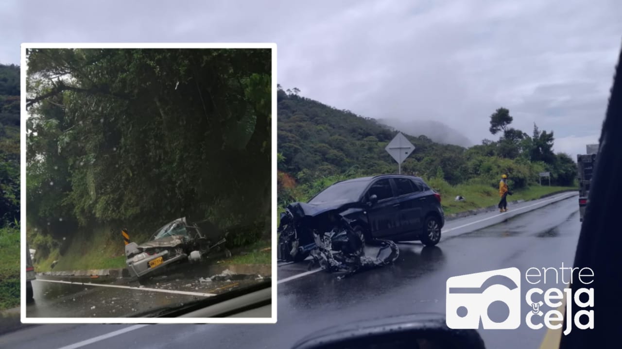 Aparatoso accidente en la vía El Santuario-Cocorná dejó personas lesionadas.