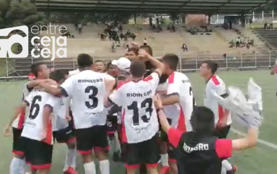 Rionegro, nuevo campeón departamental de fútbol en los Juegos Intercolegiados