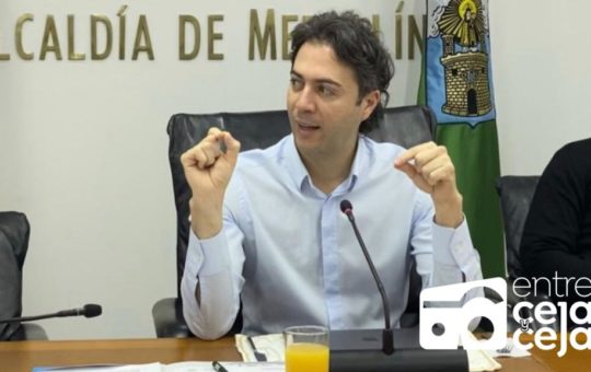Alcalde de Medellín propone decretar toque de queda para los no vacunados.
