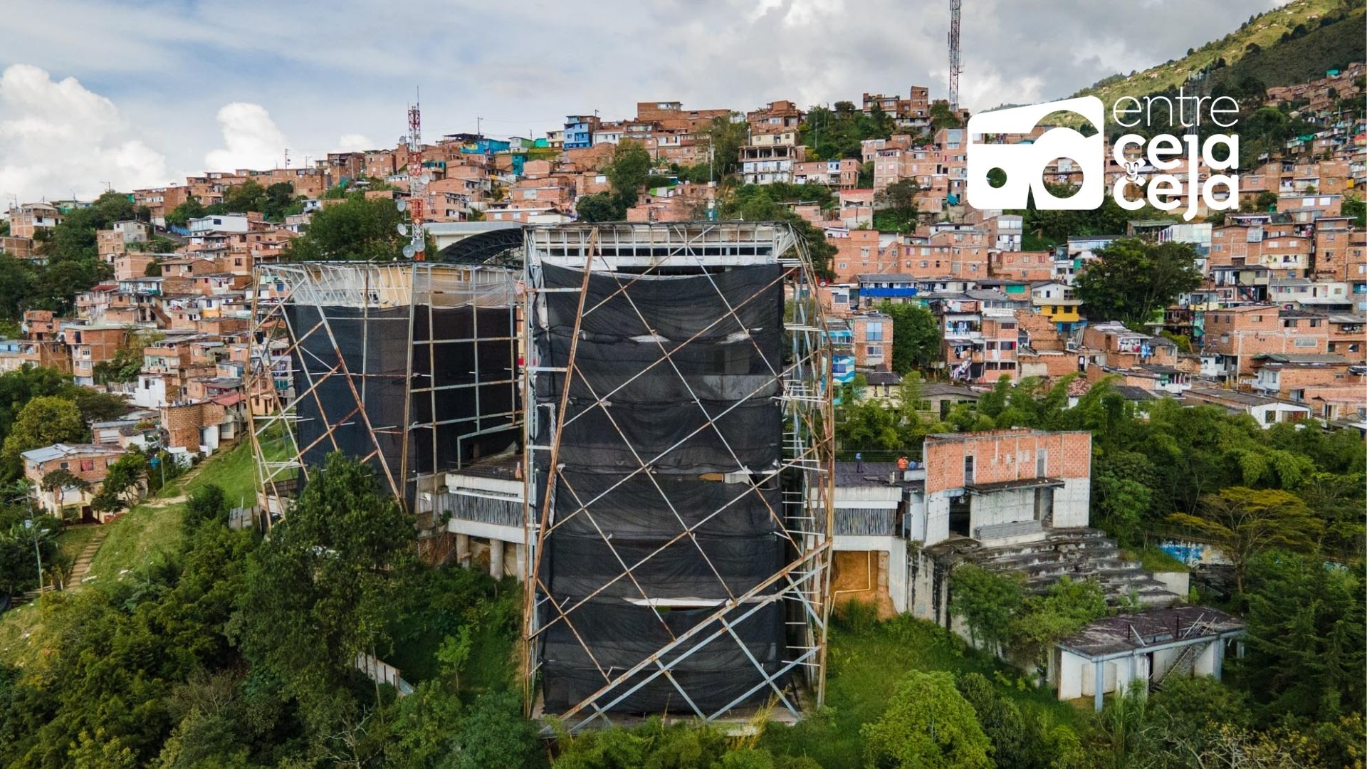 Medellín: Inician los trabajos para la recuperación de la Biblioteca España