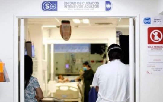 A raíz de la baja en los indicadores del COVID, Antioquia levantó la alerta roja hospitalaria.