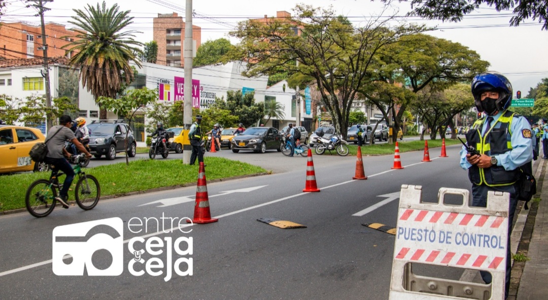 En Medellín se suspende el pago para quedar exento del pico y placa