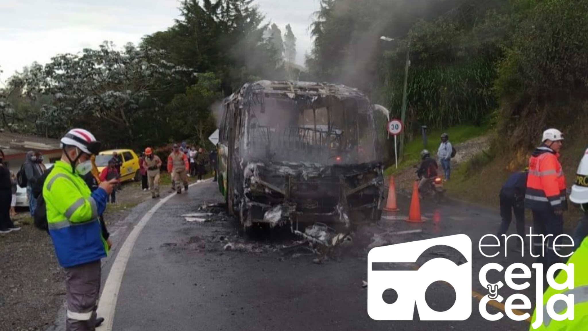 Conductor del bus incinerado en accidente en la vía La Ceja- Don Diego perdió su sustento diario.