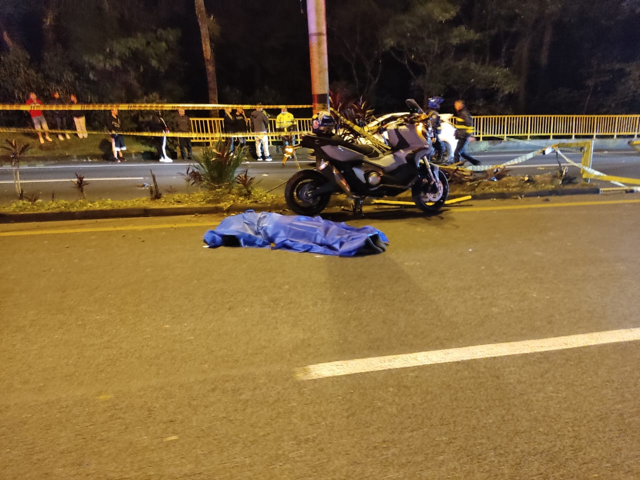 Motociclista murió en Las Palmas; iba en una moto grande