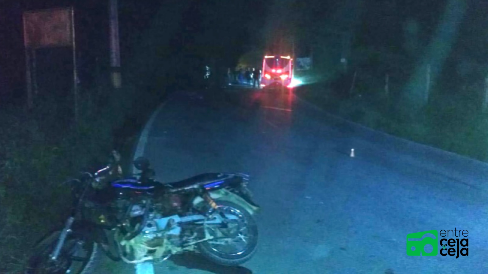 Un motociclista murió tras estrellarse contra un bus en la vía Marinilla- El Peñol