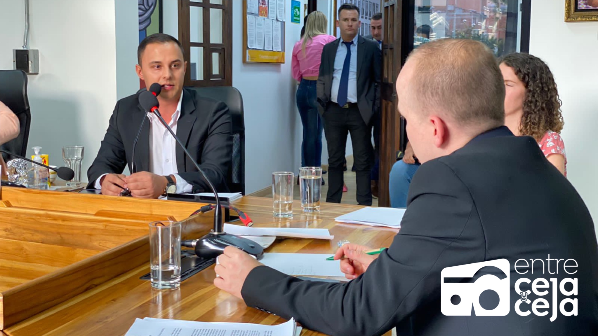 Concejal Carlos Mejía propone aumentar el subsidio de conexión de acueducto para viviendas VIS