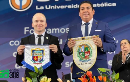 La Ceja realizó la firma histórica de su primer hermanamiento internacional con México