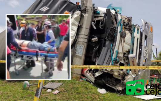 Transportador que se volcó en la autopista murió en hospital de Rionegro