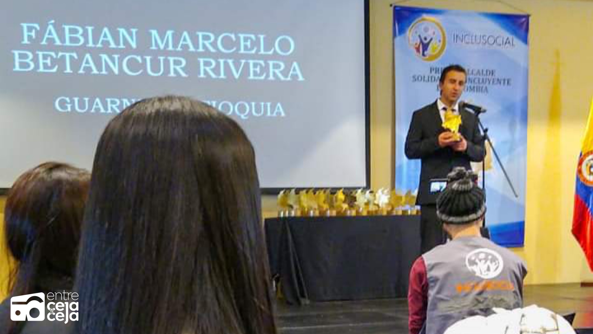 Alcalde de Guarne fue galardonado con el premio al más Incluyente y Solidario del país