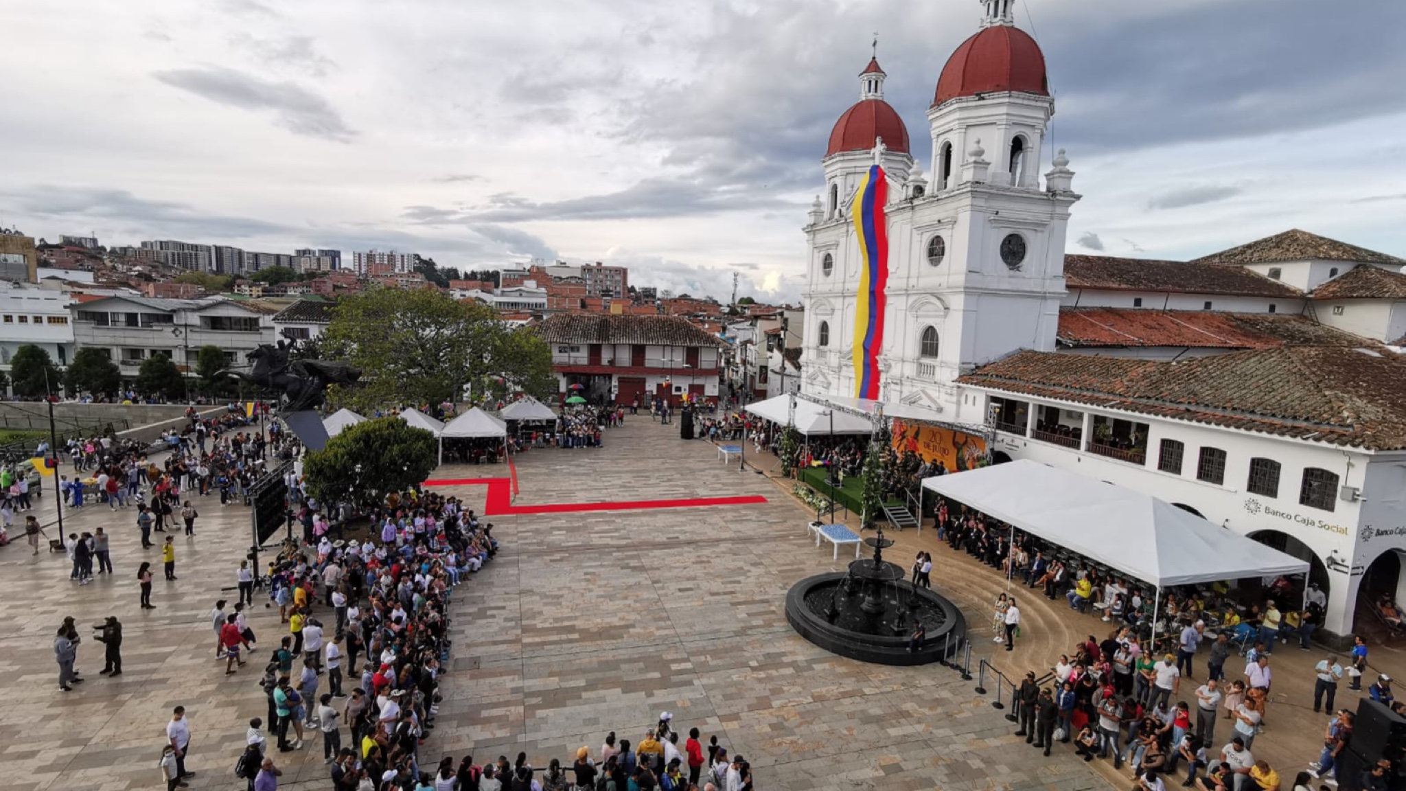 Después de dos años, el desfile del 20 de julio volvió a las calles de Rionegro
