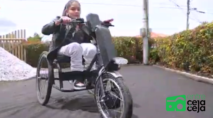 Tecnología Made in El Carmen: Innovadora silla de ruedas le devolvió los sueños a joven con discapacidad