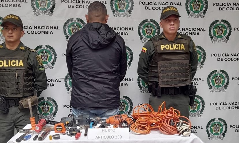 La Ceja: venezolano robó herramientas de construcción de una finca