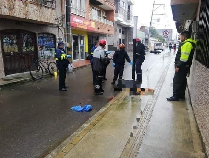 Un motociclista falleció esta mañana en zona urbana de La Ceja