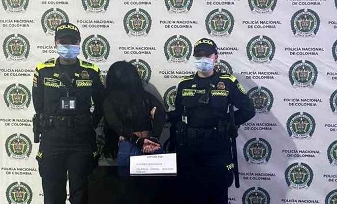 Mujer borracha agredió a funcionarios del aeropuerto de Rionegro