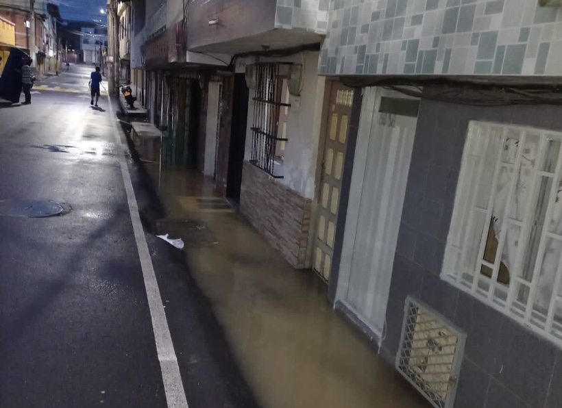 Barrio Las Playas de Rionegro nuevamente está inundado