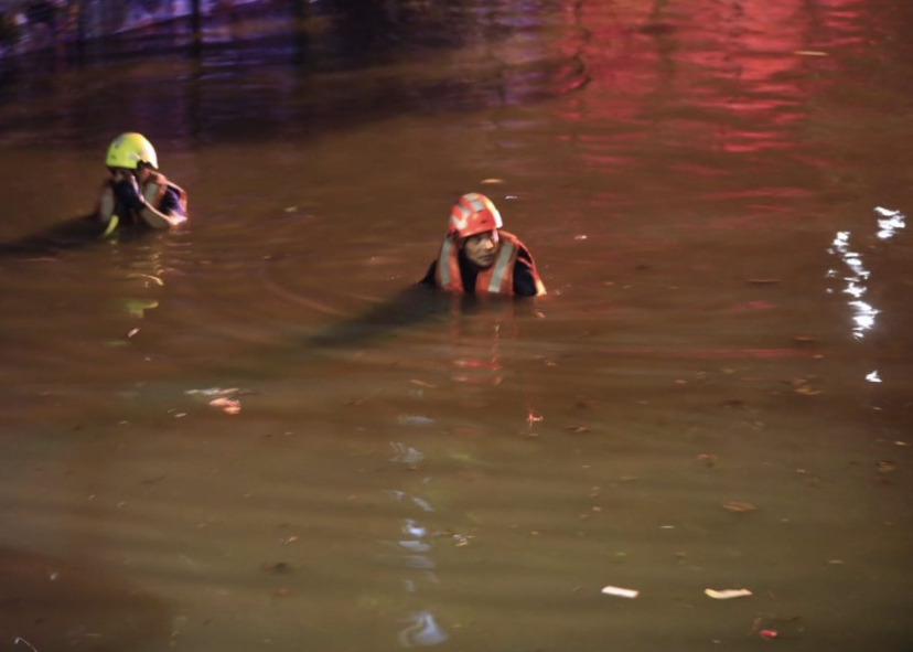 Trágica noche en Medellín dejó  2 muertos y varios heridos