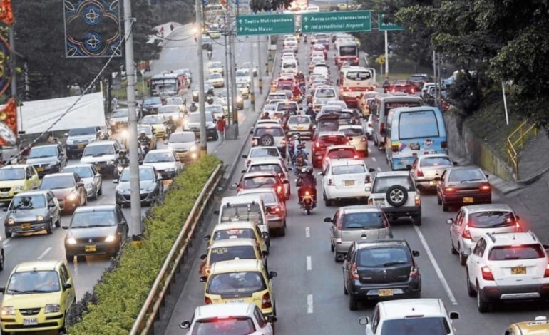 Atentos conductores: comienza el cobro del pico y placa en Medellín