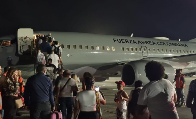 La FAC ha trasladado a cientos de viajeros de Ultra atrapados en la isla de San Andrés