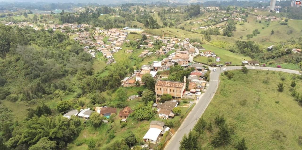 A plena luz del día, asesinan a un hombre en Alto Bonito