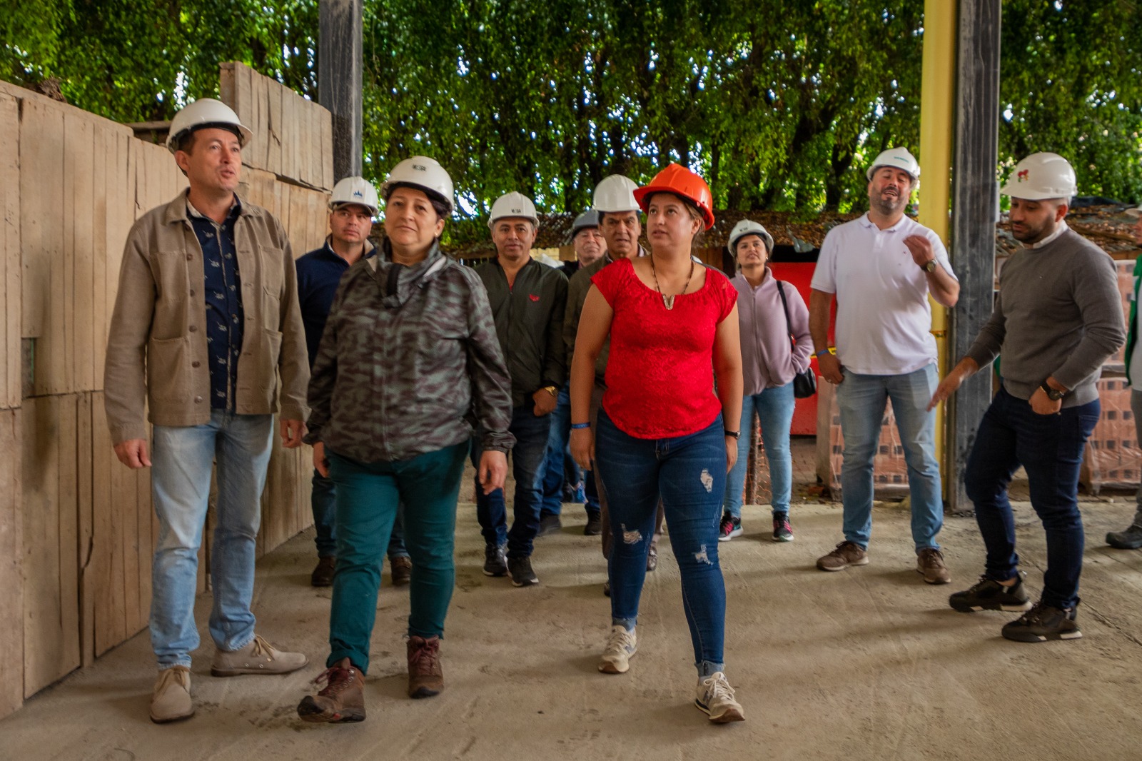 Comerciantes de La Ceja recorrieron la nueva Plaza de Mercado