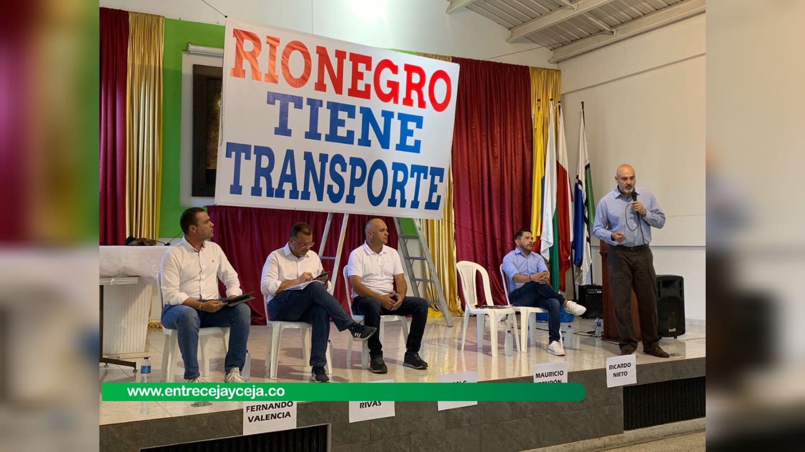 Las posiciones políticas en el foro Transporte, Protesta y Democracia