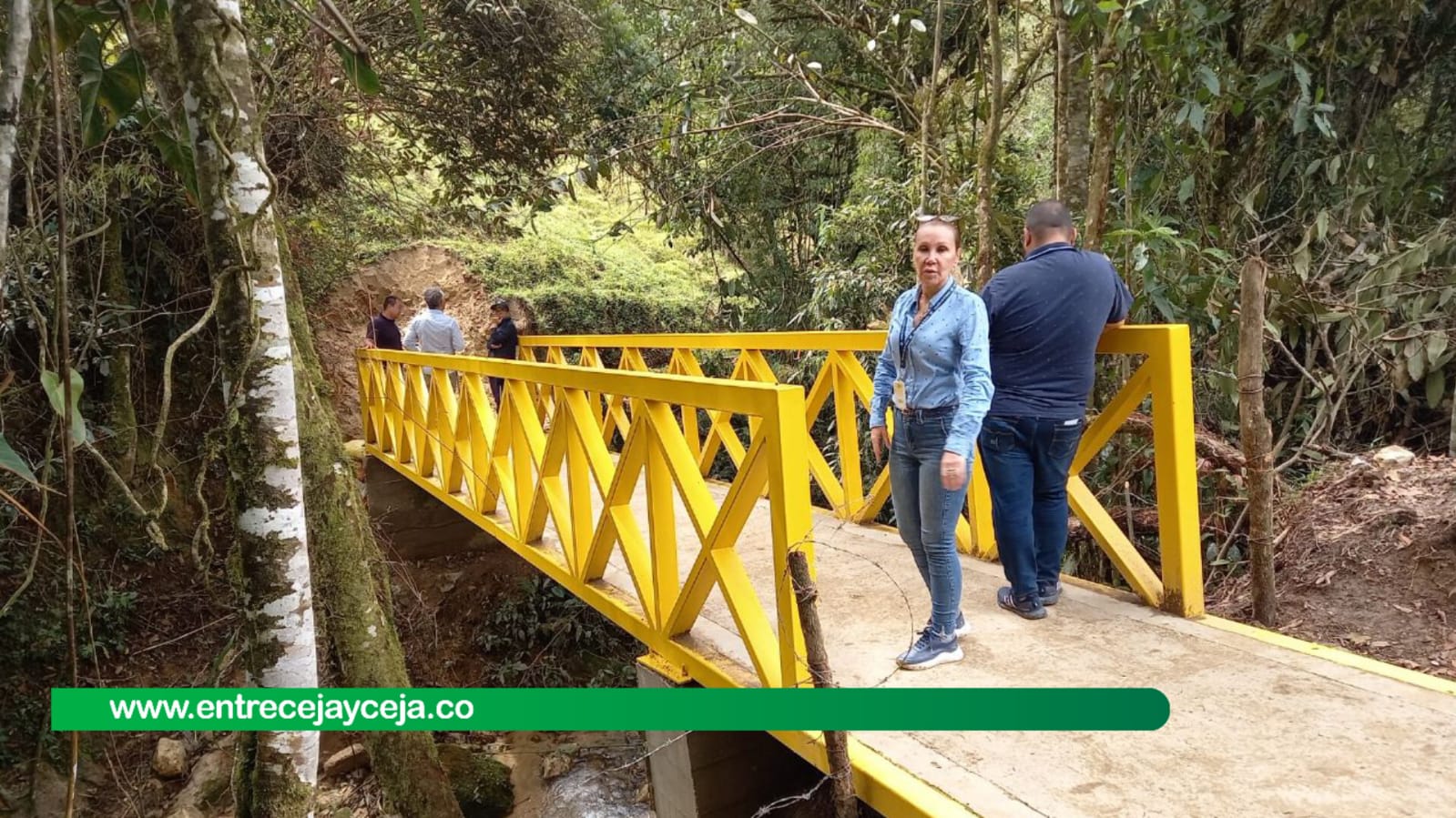 Con placas huellas y puentes El Retiro impacta sus comunidades rurales