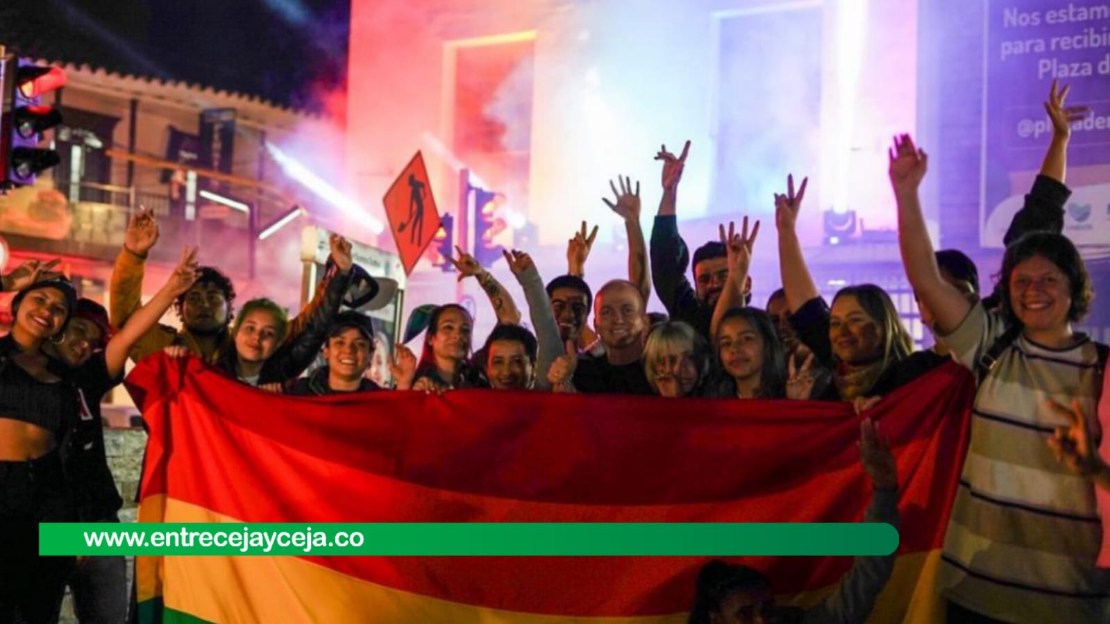 La Ceja celebró la diversidad sexual con  encendido de luces en la casa consistorial