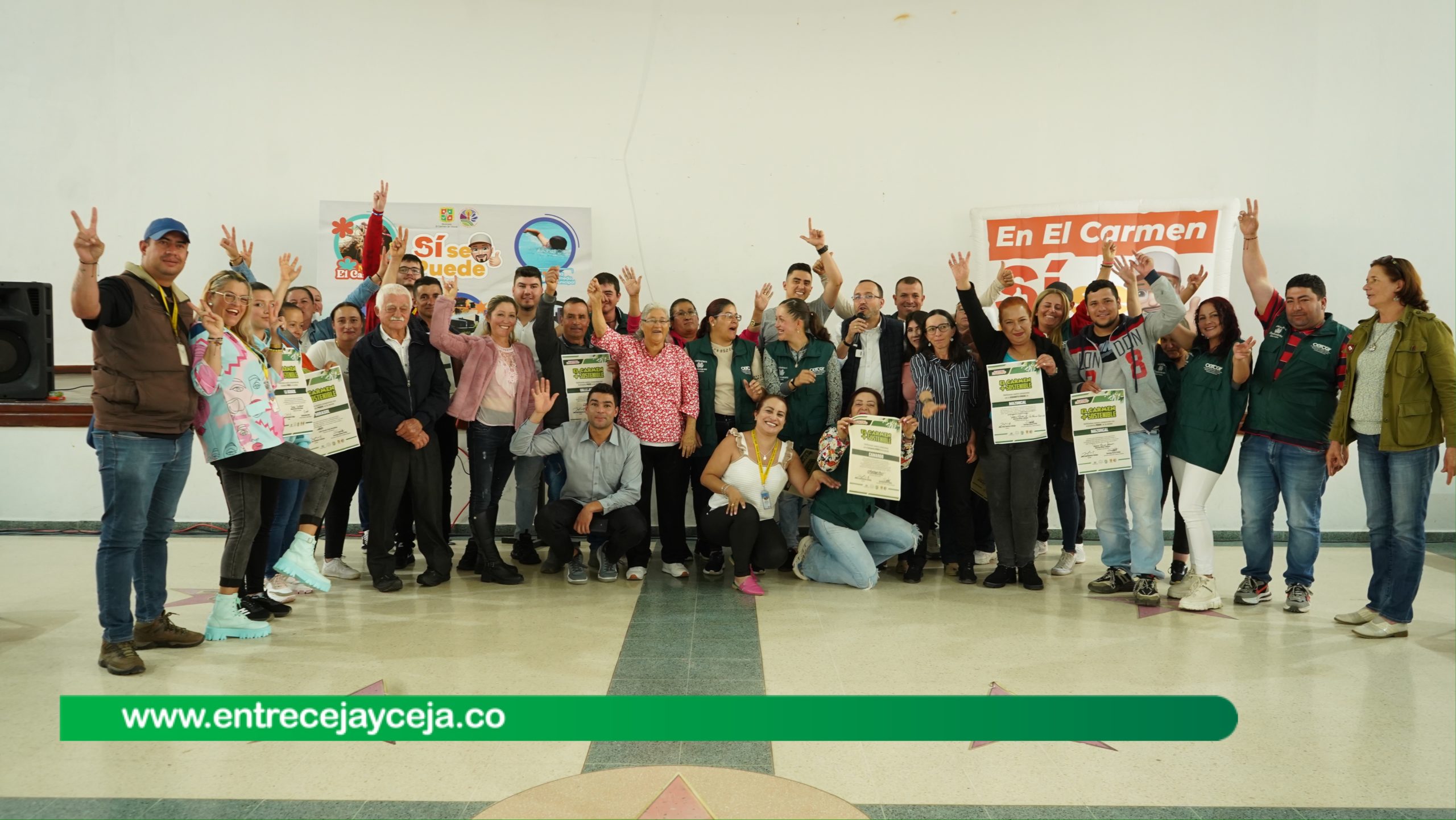 Comunidades rurales de El Carmen firman acuerdos de sostenibilidad ambiental