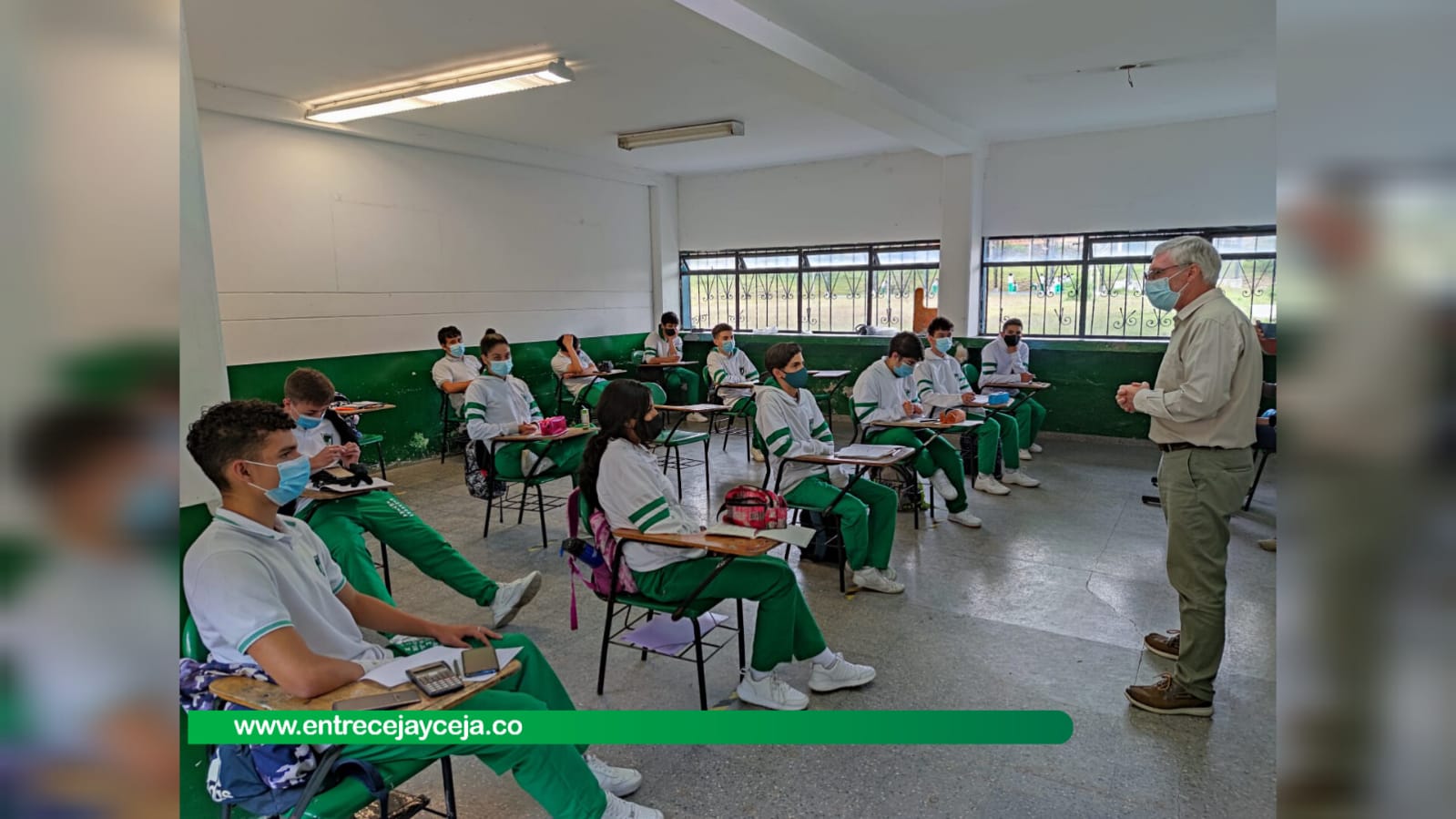 Al menos 9 millones de estudiantes salieron a vacaciones de mitad de año
