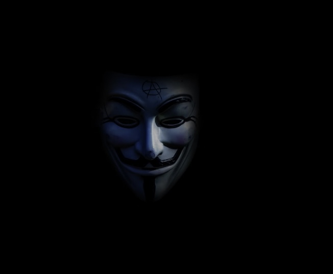 Red de hackers “Anonymous” amenazó al gobierno Petro