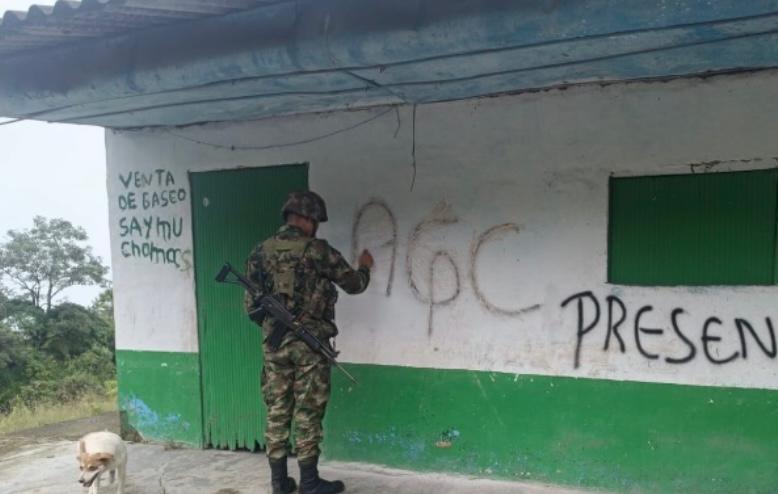 Nuevos grafitis intimidantes generan zozobra en Nariño
