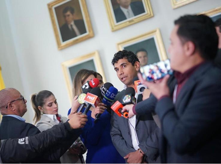 Cámara de Representantes congela discusión de las reformas del Gobierno