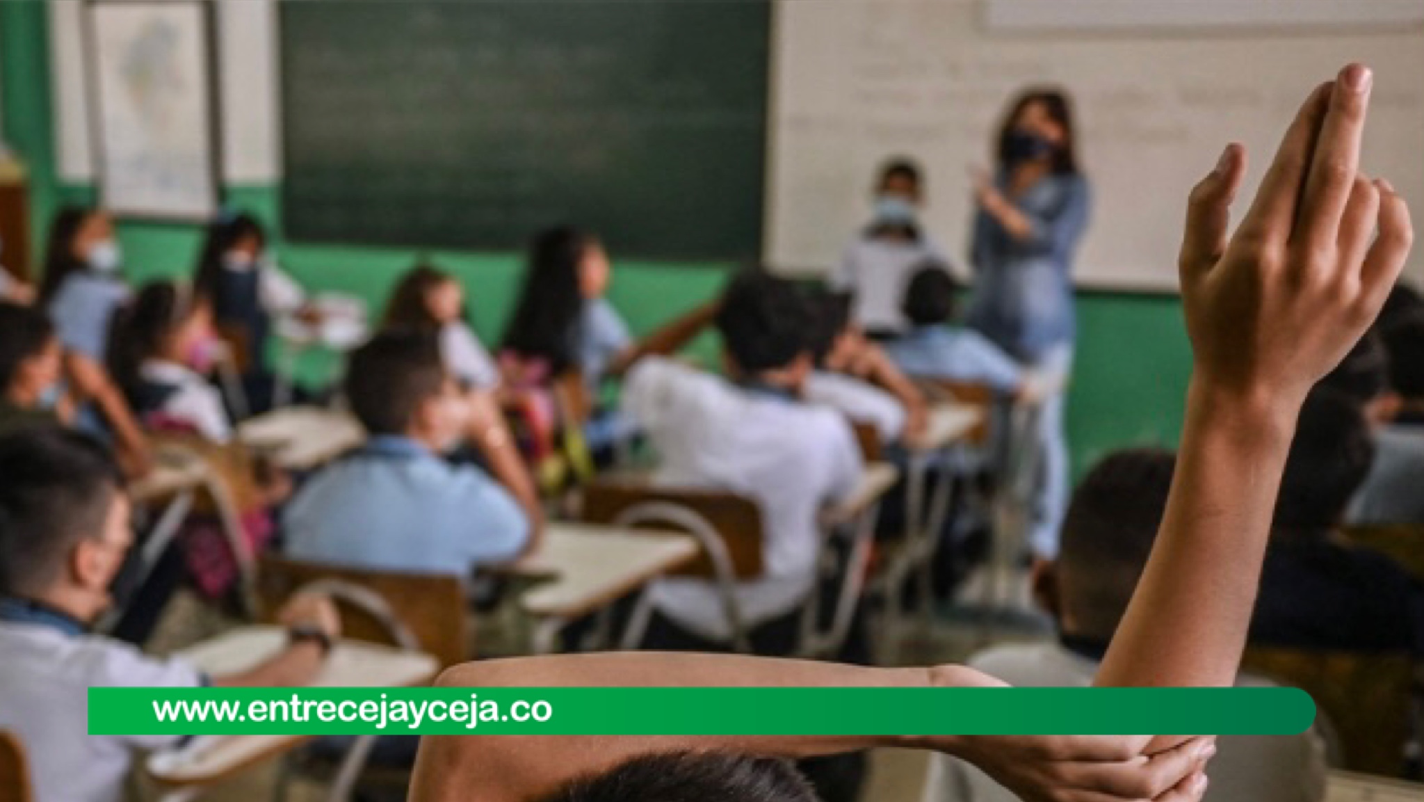 Proyecto de ley buscaría crear el grado doce de bachillerato