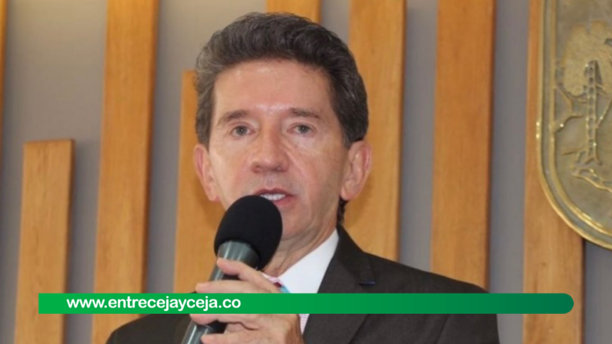 Luis Pérez se enfila para ser nuevamente Gobernador de Antioquia