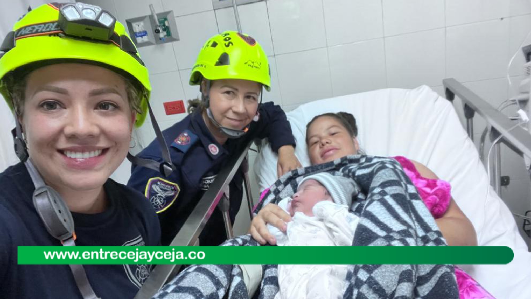 Hermoso bebé nació en pleno parque de El Carmen; la mamá dio a luz en una esquina mientras se realizan las fiestas del campesino