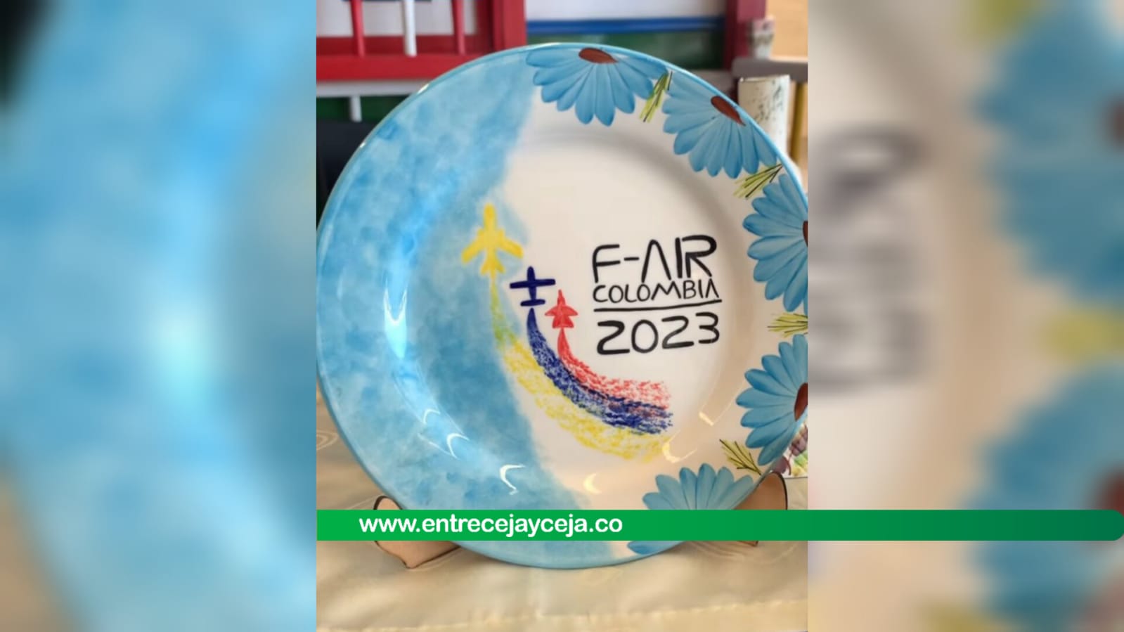 Presentan vajilla conmemorativa de la F-Air 2023