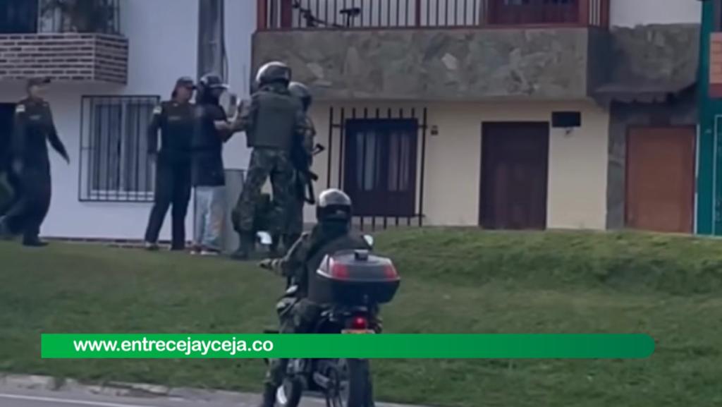 Fuertes operativos entre Policía y Ejército; no dejan pasar media