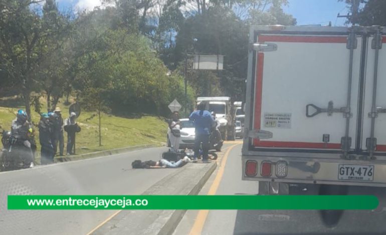 Motociclista murió arrollado en la entrada de Villa Camila