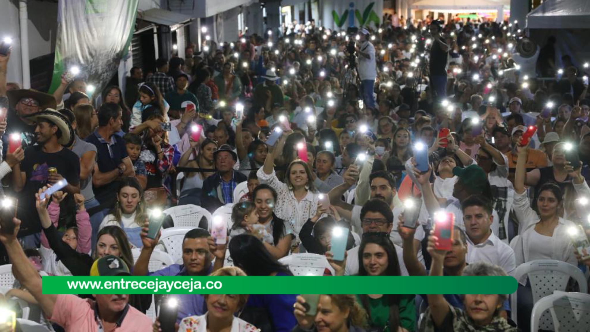 Así se vivió la fiesta blanca en San Vicente