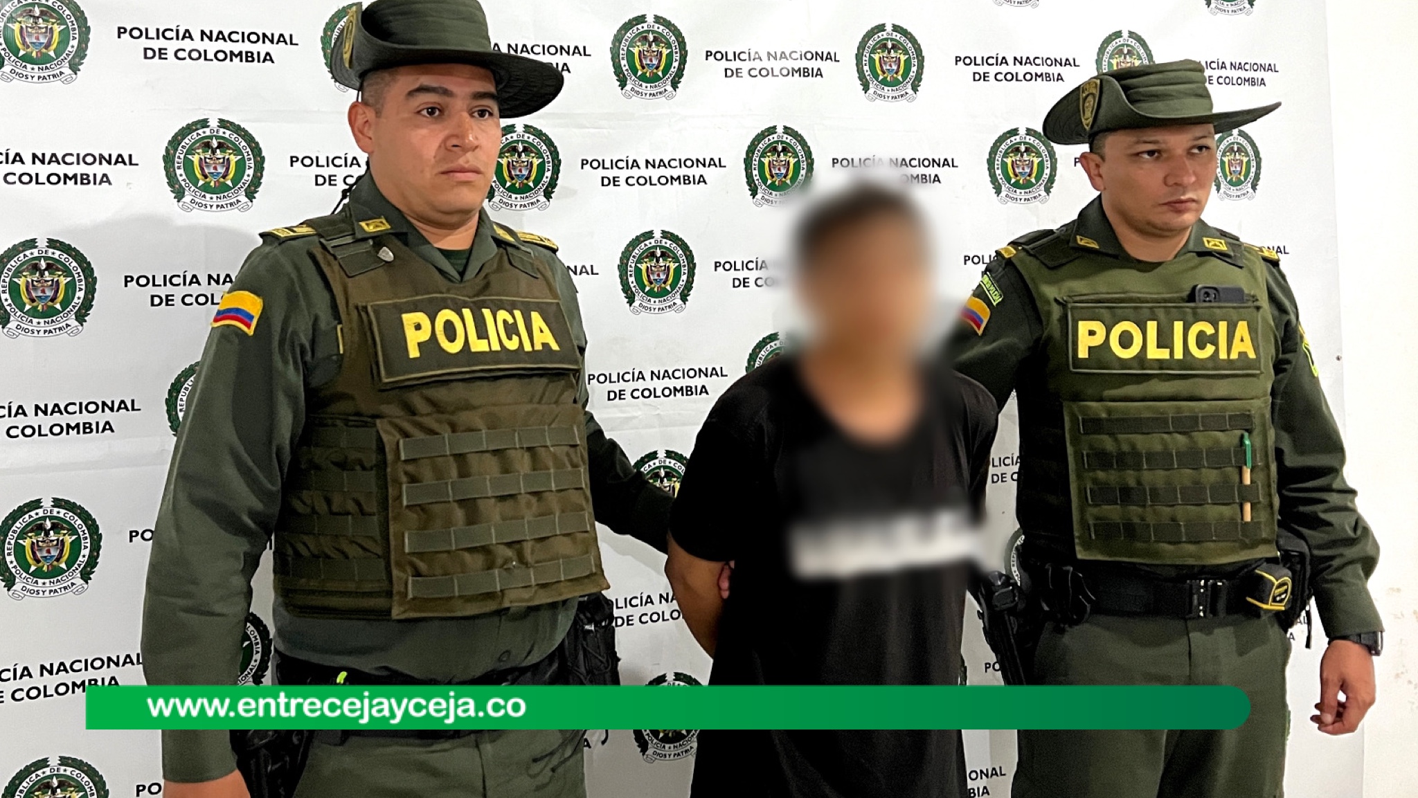Capturan a un hombre por maltrato animal; estaba ahorcando a dos perritos