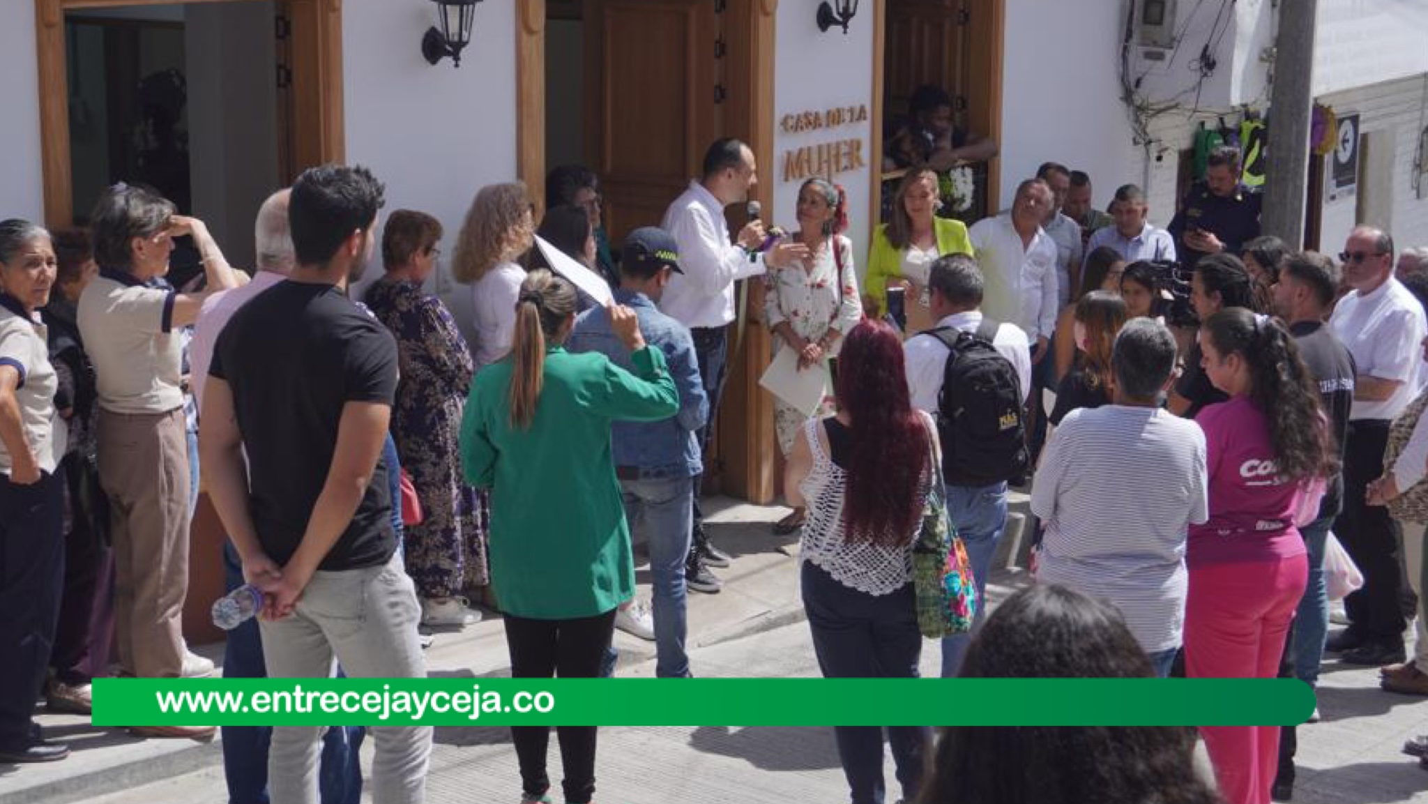 Se abrieron las puertas de la moderna Casa de la Mujer de El Retiro