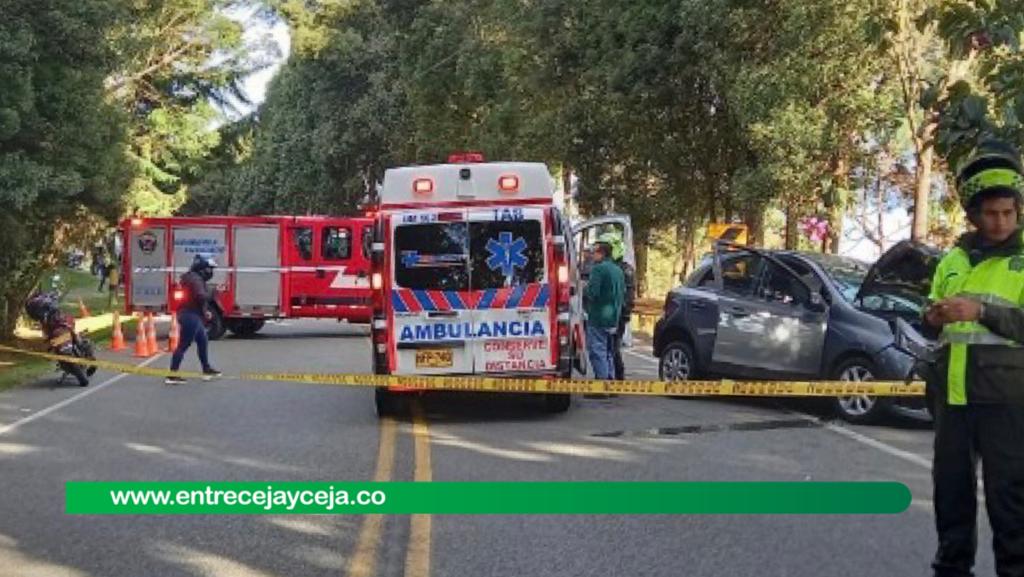 Motociclista fallece en la vía Las Palmas; chocó contra un vehículo